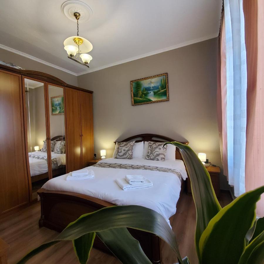 Metropolitan - Center Apartamento
